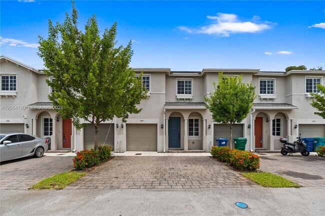 Building Photo - 1385 NW 208th Terrace