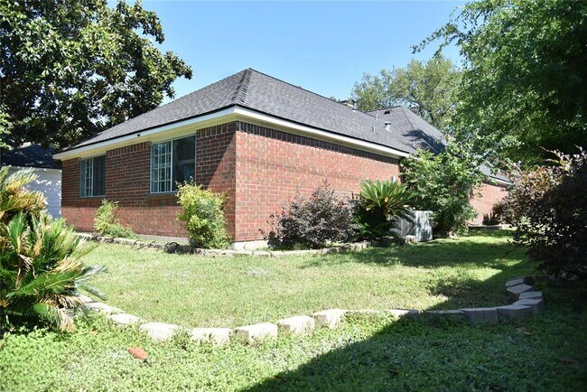 Building Photo - 14103 Owens Rd