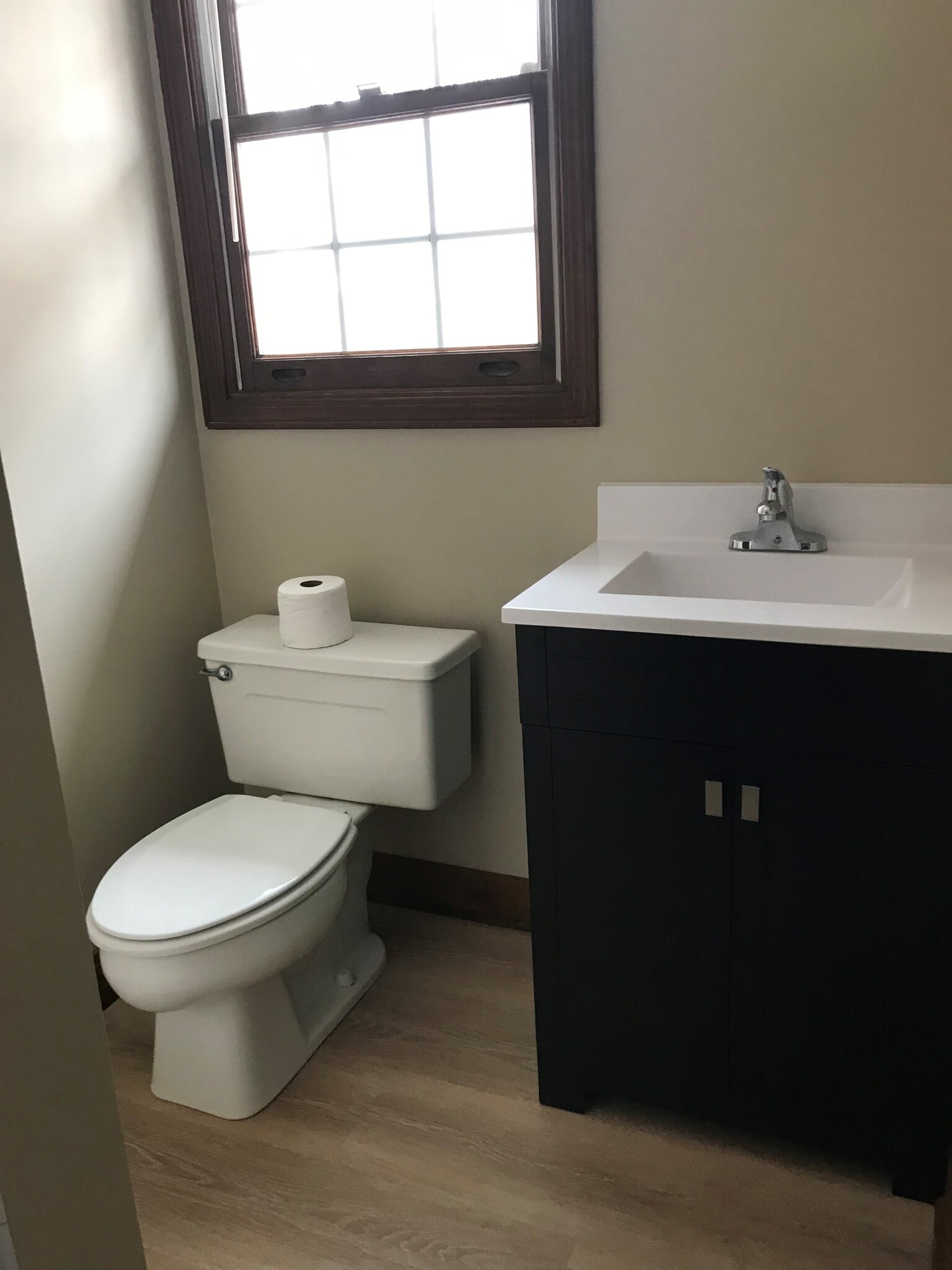 Bathroom - 654 Eletson Dr