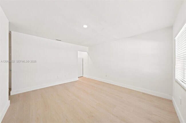 Building Photo - 1172 NW 64th St