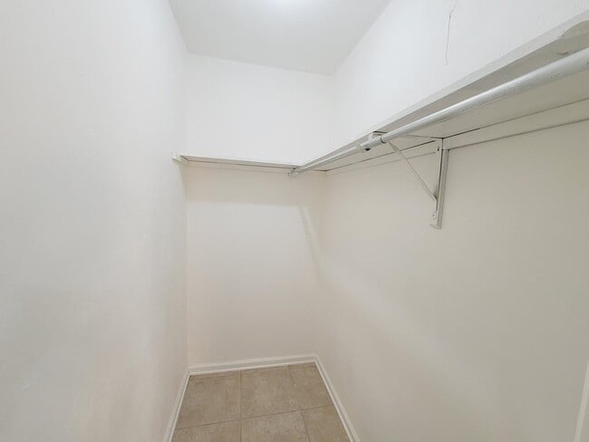 Building Photo - 2104 Victory Garden Ln