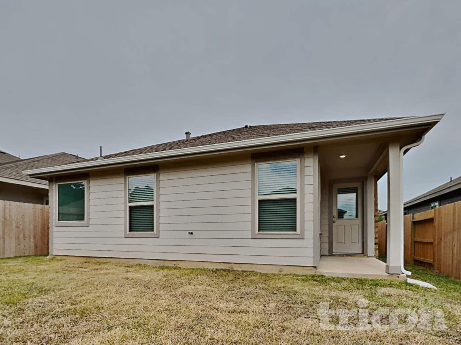 Building Photo - 212 Seven Pnes Dr