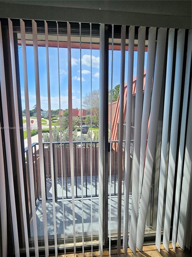 Building Photo - 3310 Meridian Way S