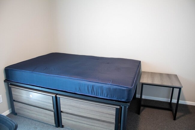 Interior Photo - 107 E Springfield Ave