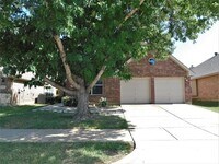 Building Photo - 5813 Brookside Dr