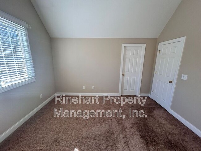 Building Photo - 1212 Auburndale Ln
