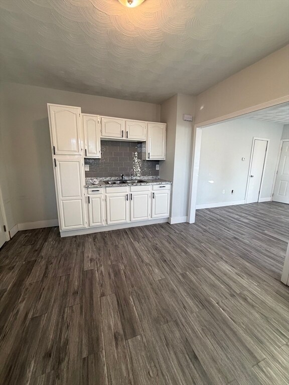 Building Photo - 539-541-541 N Front St