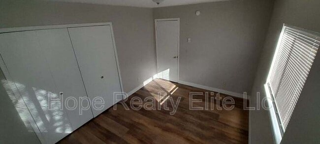 Building Photo - 1169 Mazatlan Cir