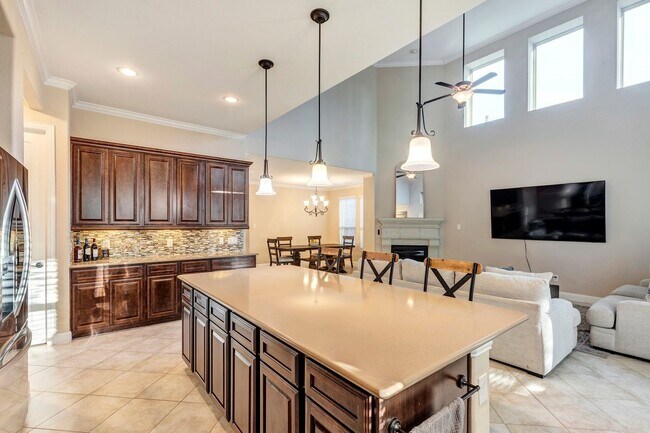 Building Photo - 18418 Hounds Lake Dr