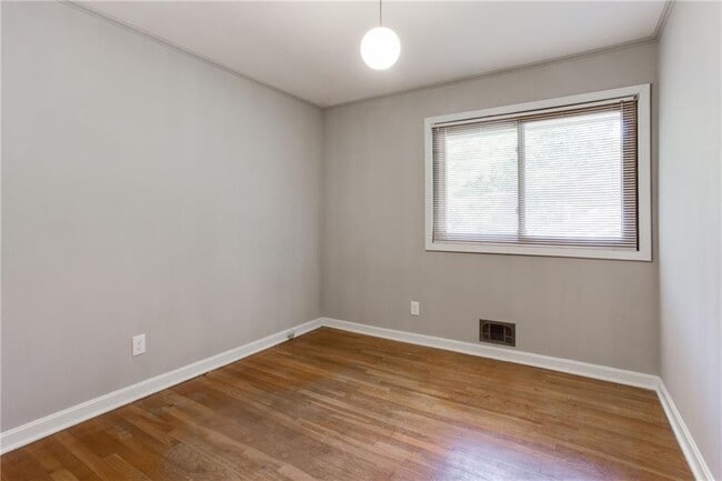 Building Photo - 1863 Merrimac Ct NE