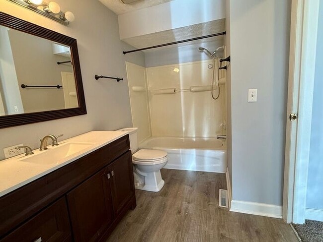 Building Photo - 3 Bed, 2.5 Bath in Little Turtle