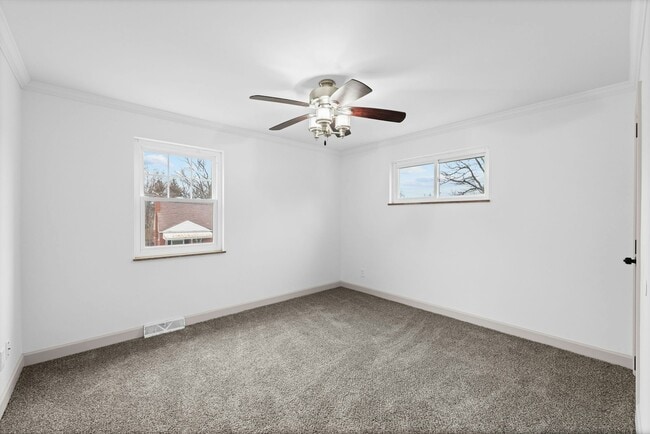 Building Photo - 4769 Hardwick Dr