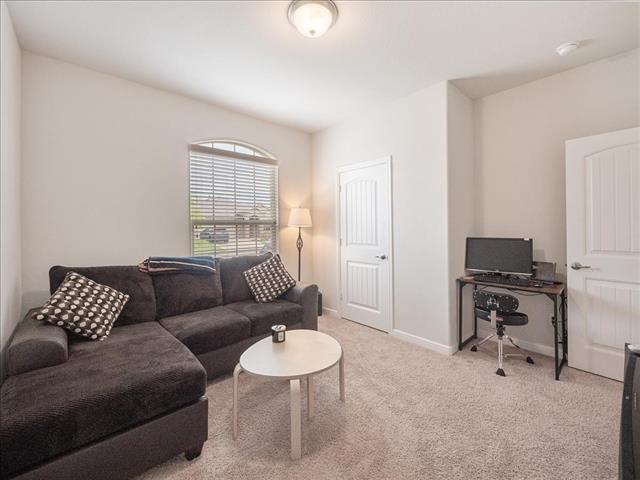 Building Photo - 1104 Genola Dr