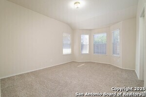 Building Photo - 10374 Oakwood Crest