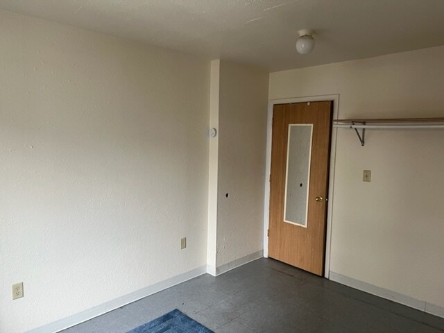 Bedroom - 321 Shelden Ave