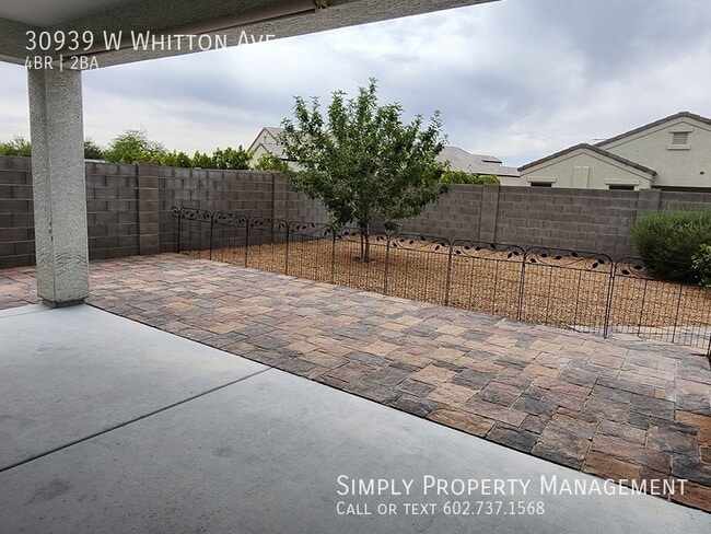 Building Photo - 30939 W Whitton Ave
