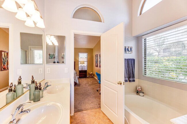 Building Photo - 43854 W Cahill Dr