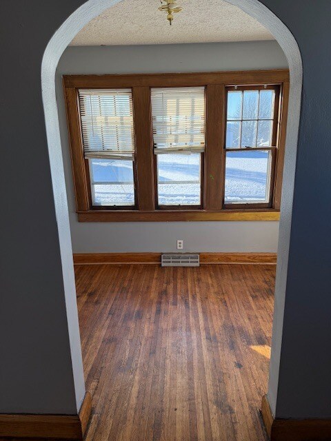 Building Photo - 308 Leap St