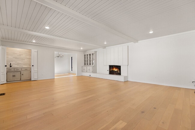 Building Photo - 11416 Leaning Elm Rd