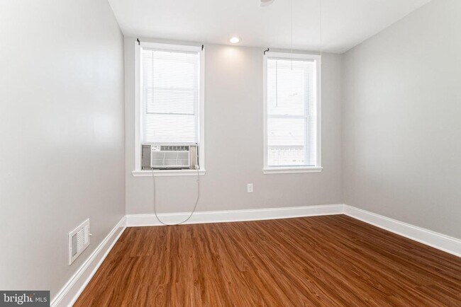 Building Photo - 1107 N Collington Ave