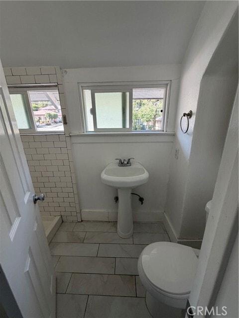 Building Photo - 224 Santa Anita Ct