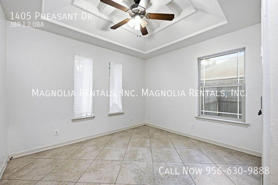 Building Photo - 1405 Pheasant Dr