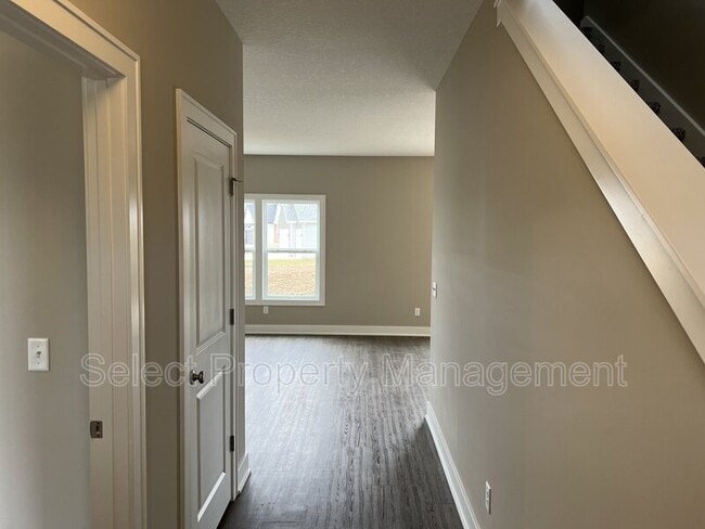 Building Photo - 12246 Speranza Dr