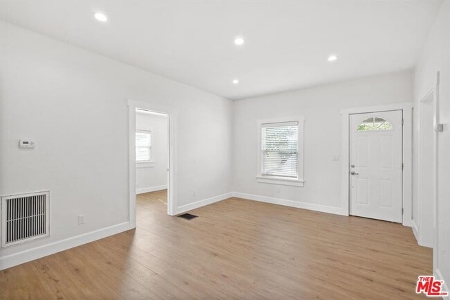 Building Photo - 1455 E Elizabeth St