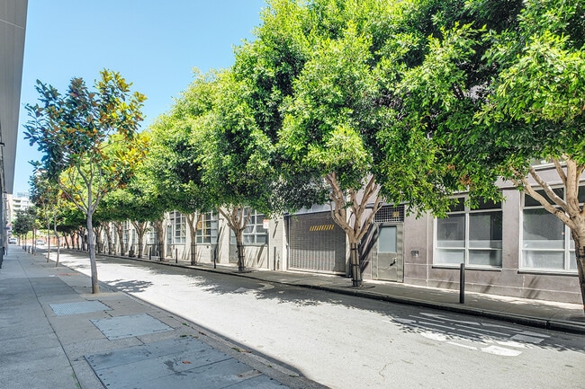 Building Photo - 385 Tehama St