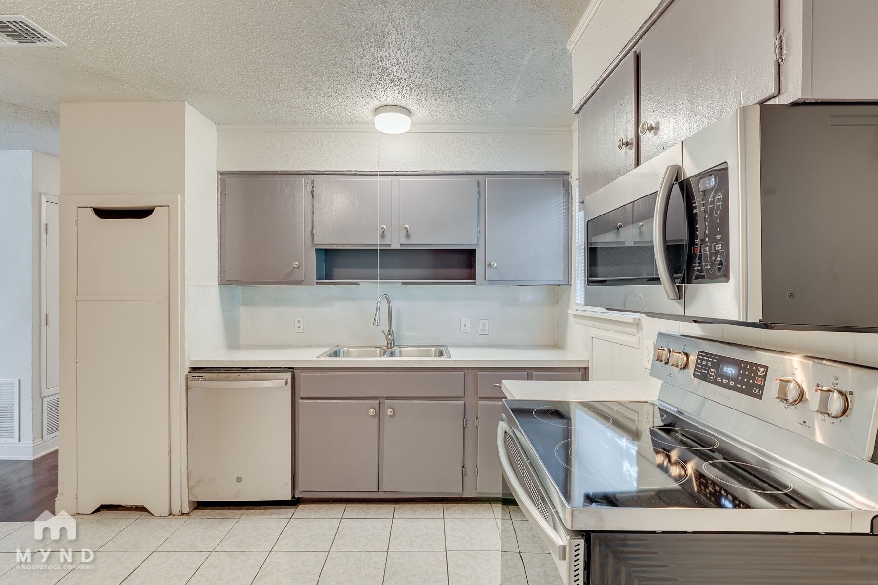 Building Photo - 5054 Virgil St