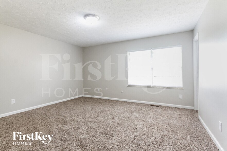 Building Photo - 8930 Ridgepointe Ct