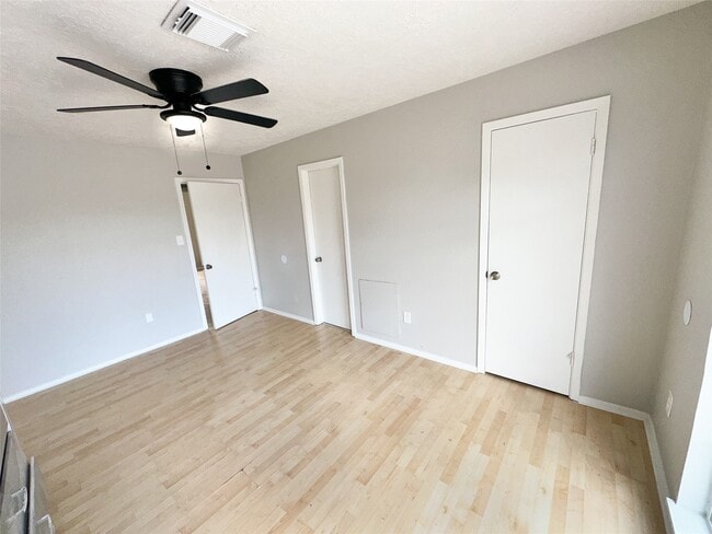 Building Photo - 15454 Chipman Ln.