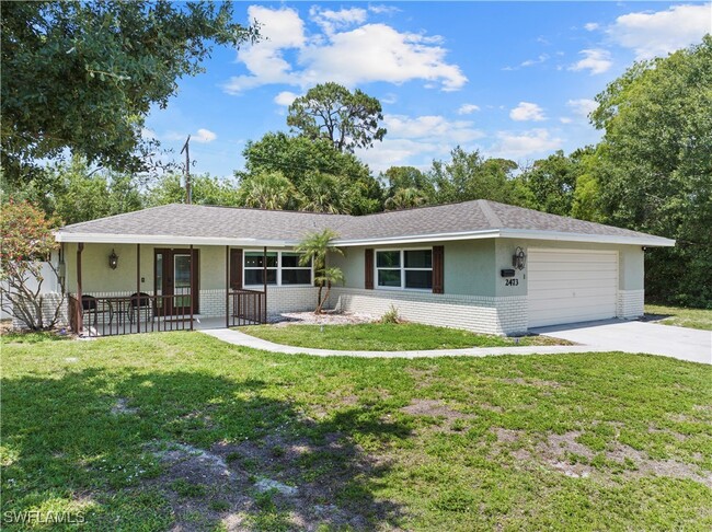 Building Photo - 2473 Poinciana St