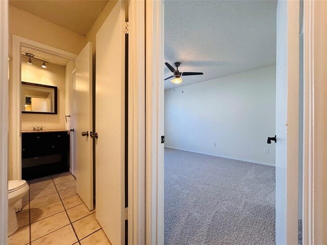 Building Photo - 5940 Kevin Kelly Pl