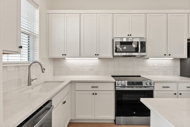 Building Photo - 6630 Abode Ave