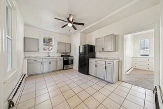 Building Photo - 623 Spruce St