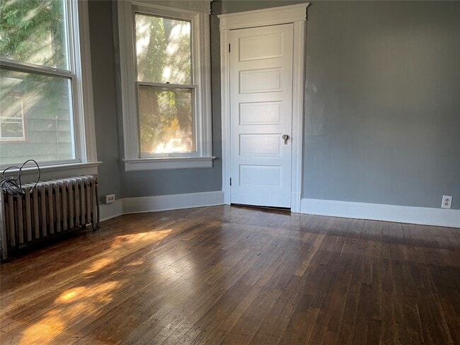 Building Photo - 639 Chenango St