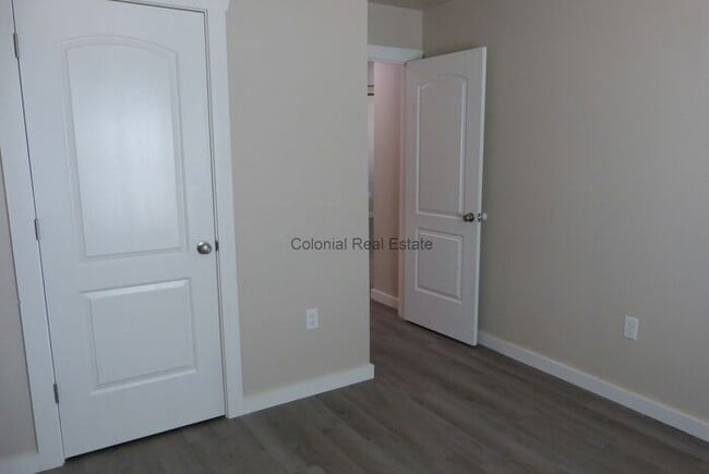 Building Photo - 2 Bedroom 2 Bathroom