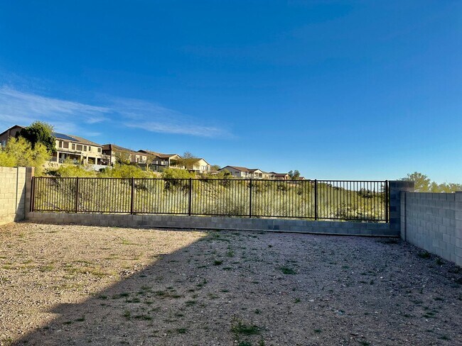 Building Photo - SENTERO CROSSING 3 bed 2 bath home