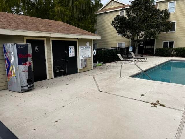 Building Photo - 3800 SW 20th Ave