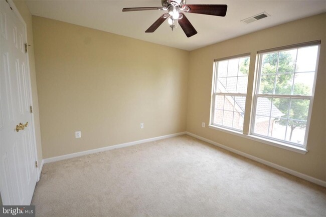 Building Photo - 120 Galyn Dr