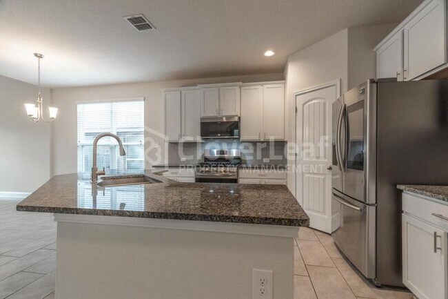 Building Photo - 6038 Akin Cir