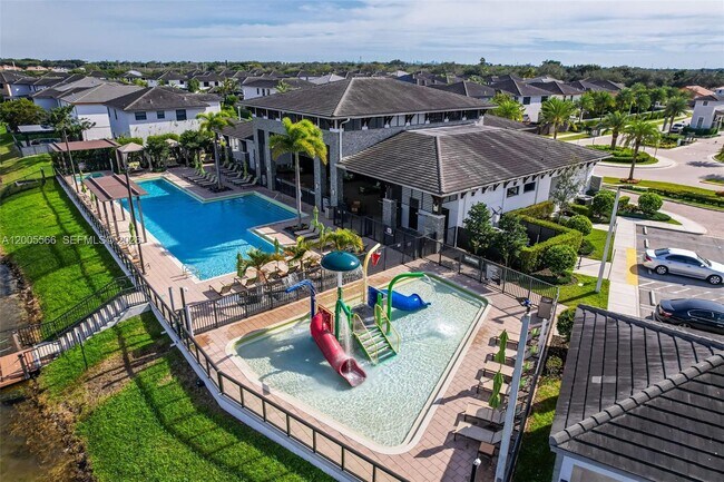 Building Photo - 15540 NW 88th Ave