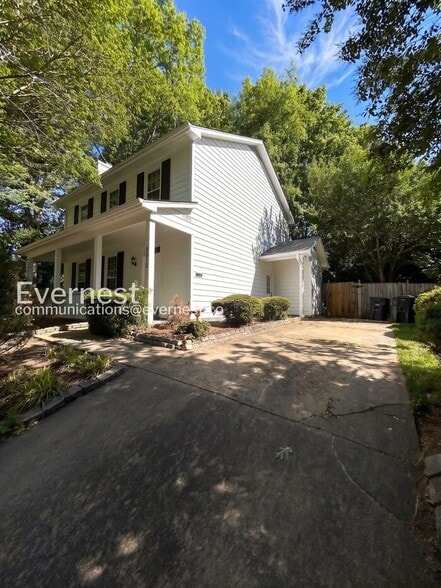 Building Photo - 3312 Northbrook Dr