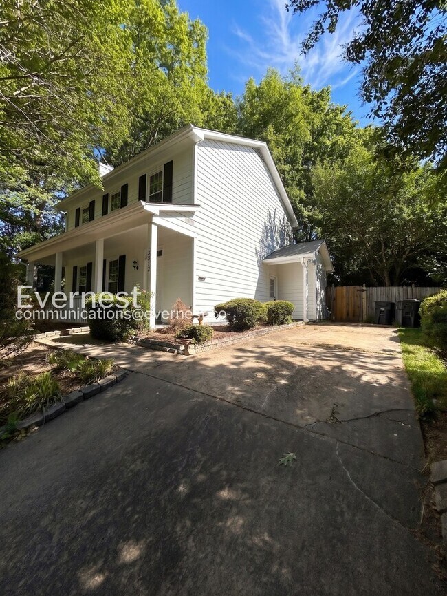 Building Photo - 3312 Northbrook Dr