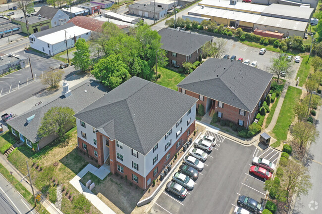 Aerial Photo - Reynolds Place Apartments