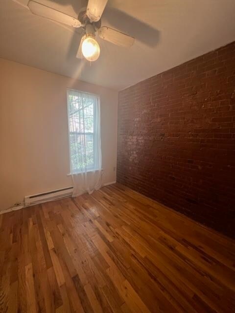 Building Photo - 310 9th St