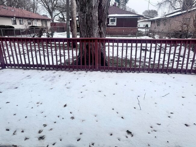 Building Photo - 15119 Meadow Ln