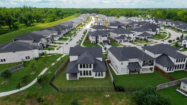 Building Photo - 4906 Tanyard Manor Dr