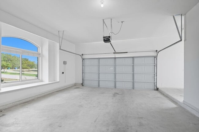 Building Photo - 117 Hornsby Trail